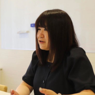 深井 朋子