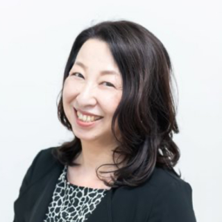贄 万貴子
